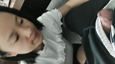 办公室女秘书，没有大家眼里的高挑性感，但却贵在真实，这素颜大家觉得如何！